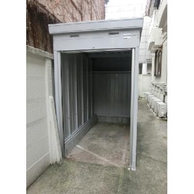 バイクガレージ・ベルゾーネ本町