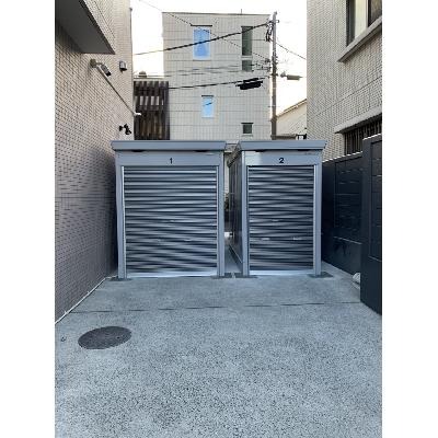 バイクガレージ・グランデ笹塚